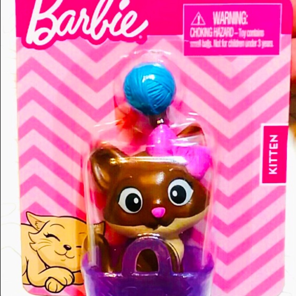 BUNDLE•ONLY! NWT Barbie Mini Kitty in Basket + Yarn Miniature Figurine - Picture 1 of 5